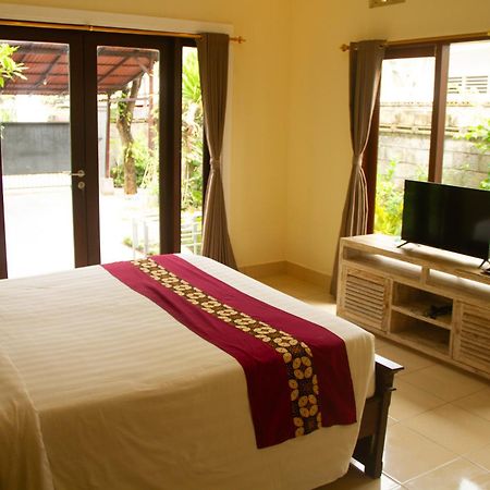 Sekar Waru Homestay Санур Экстерьер фото
