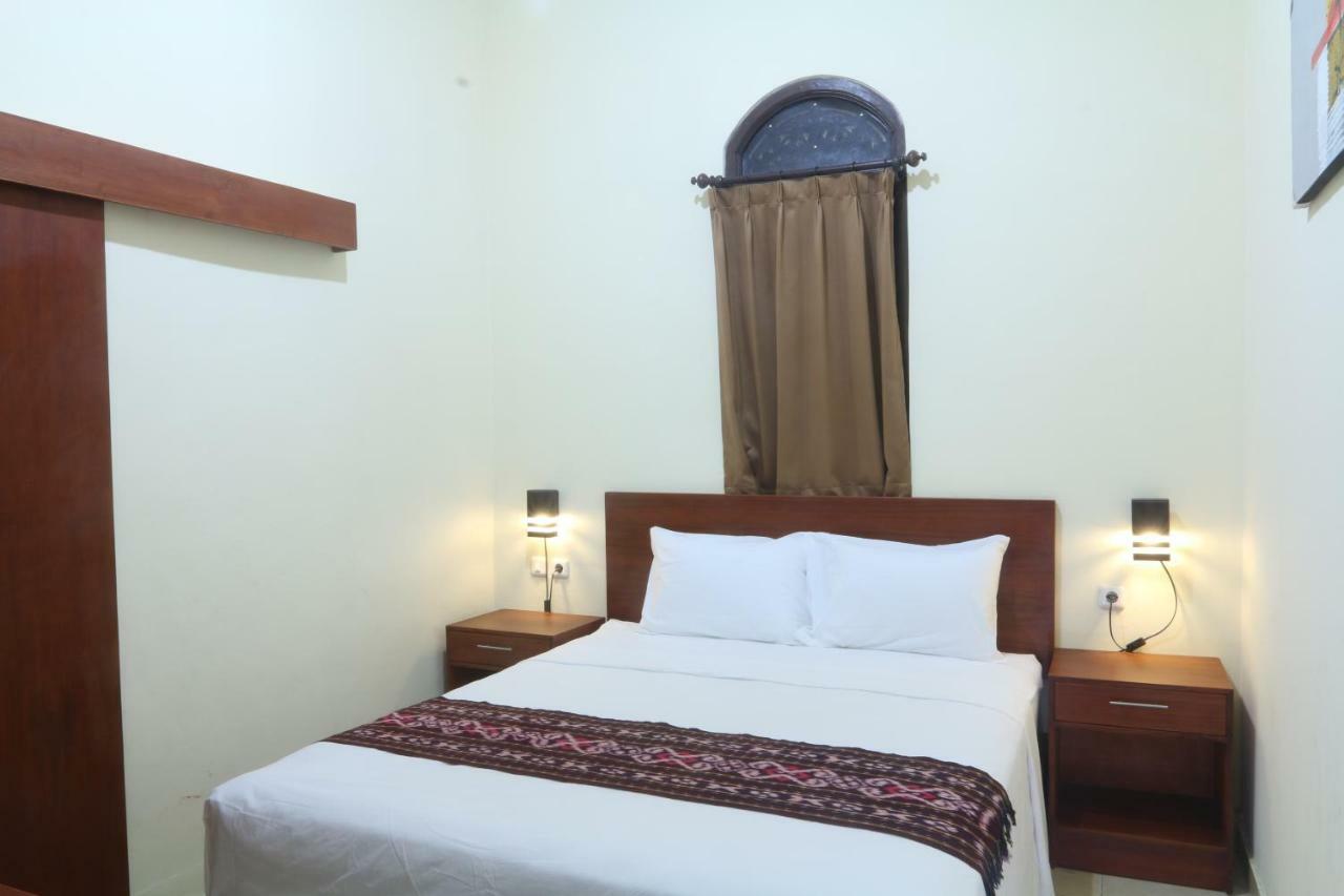 Sekar Waru Homestay Санур Экстерьер фото